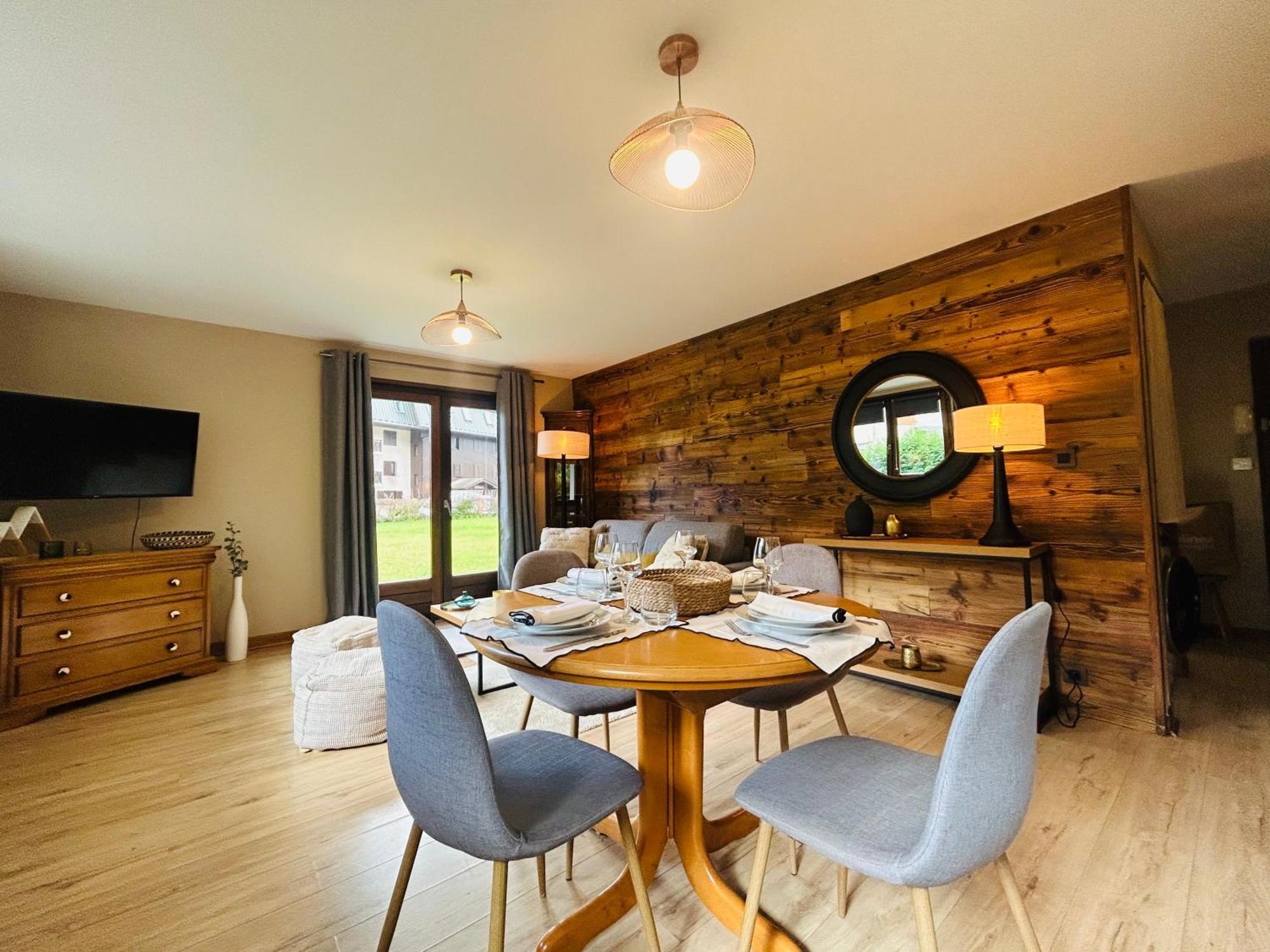 Appartement Style Chalet Avec Grande Terrasse Et Parking Prive Chamonix Kültér fotó
